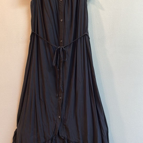 Loft black dress with ruffles size medium. - Picture 4 of 7